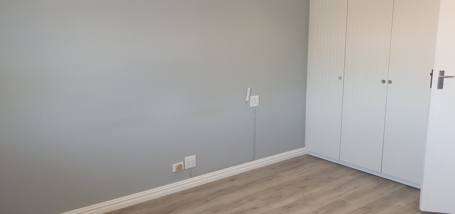 To Let 1 Bedroom Property for Rent in Northcliff Western Cape